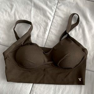 Victoria’s Secret scoop bra